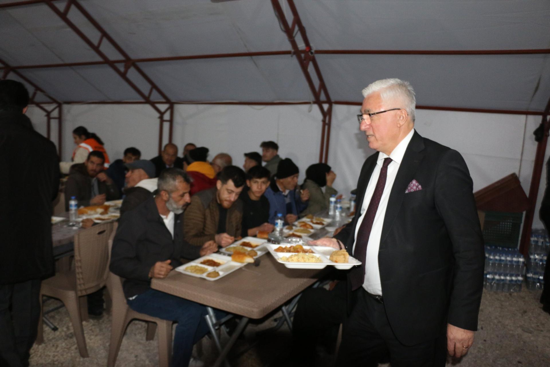 Pazarcık Belediyesinden İftar sofrası buluşması